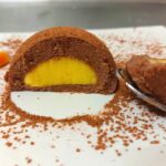 Dôme cacao orange pain d’épices à la semoule de féverole