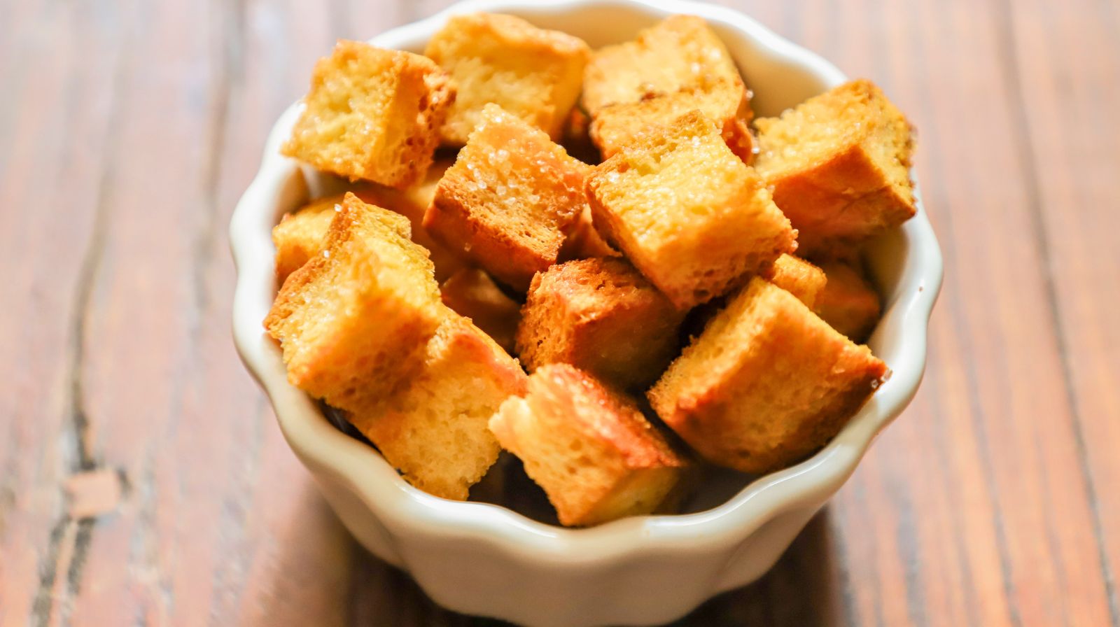 Tofu mariné, panure sans gluten ni oeuf à la semoule de féverole